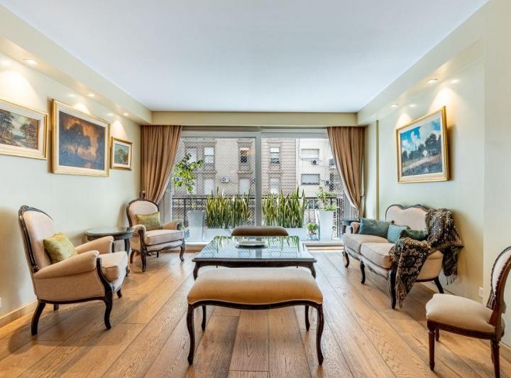 Departamento · 190m² · 3 Ambientes · 1 Cochera