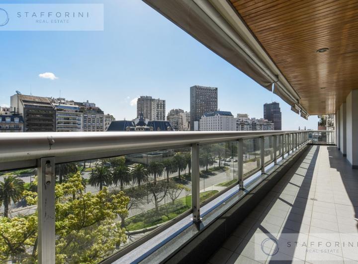 Departamento · 240m² · 5 Ambientes