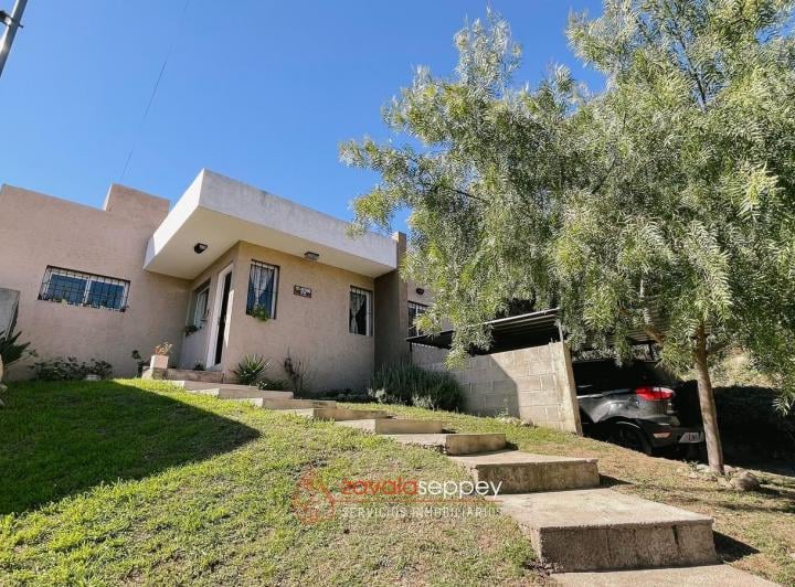 Casa · 300m² · 3 Dormitorios · 1 Cochera