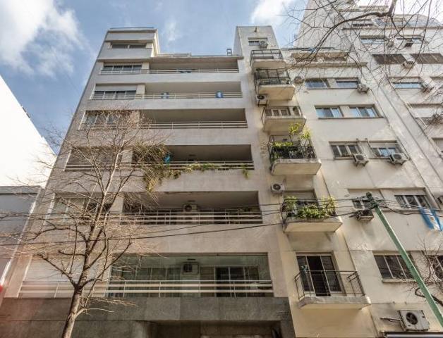 Departamento · 244m² · 6 Ambientes · 1 Cochera