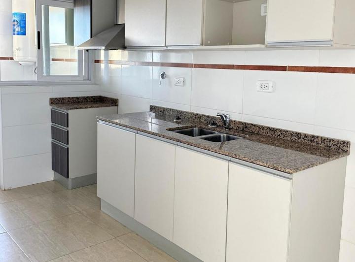Departamento · 101m² · 4 Ambientes · 1 Cochera