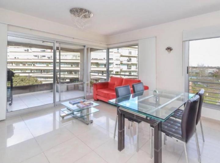 Departamento · 80m² · 3 Ambientes
