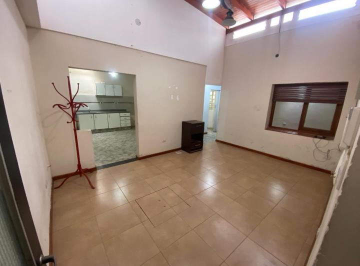 Casa · 90m² · 5 Ambientes