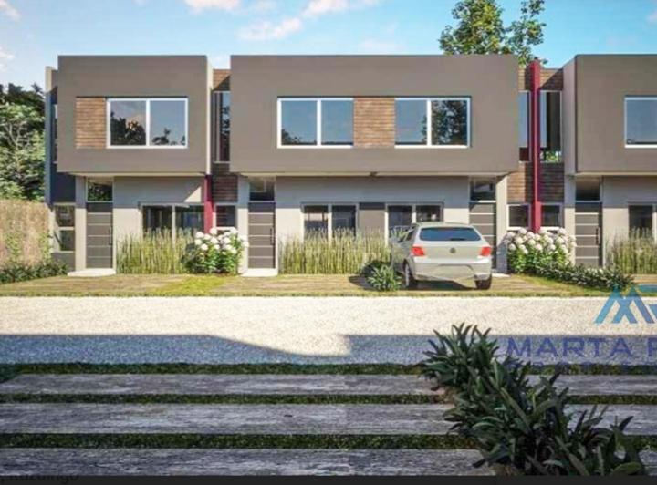 Casa · 70m² · 3 Ambientes · 1 Cochera