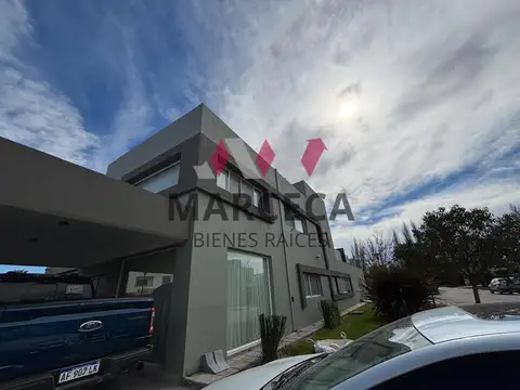 Casa en Alquiler en Plottier, Confluencia