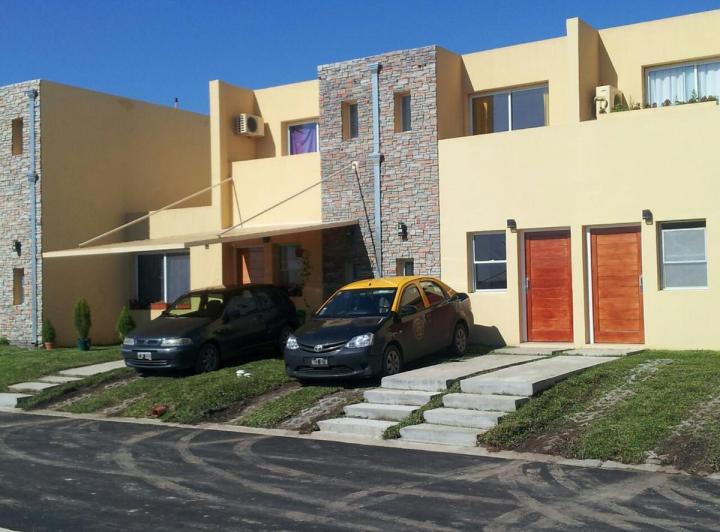 Casa · 65m² · 2 Ambientes · 1 Cochera