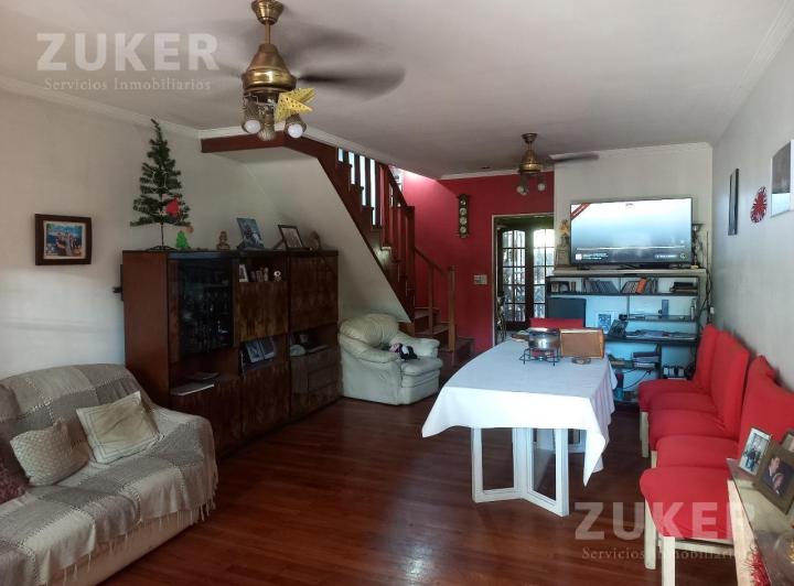 Casa · 180m² · 5 Ambientes · 1 Cochera