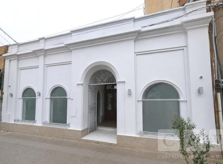 Local comercial · 559m²