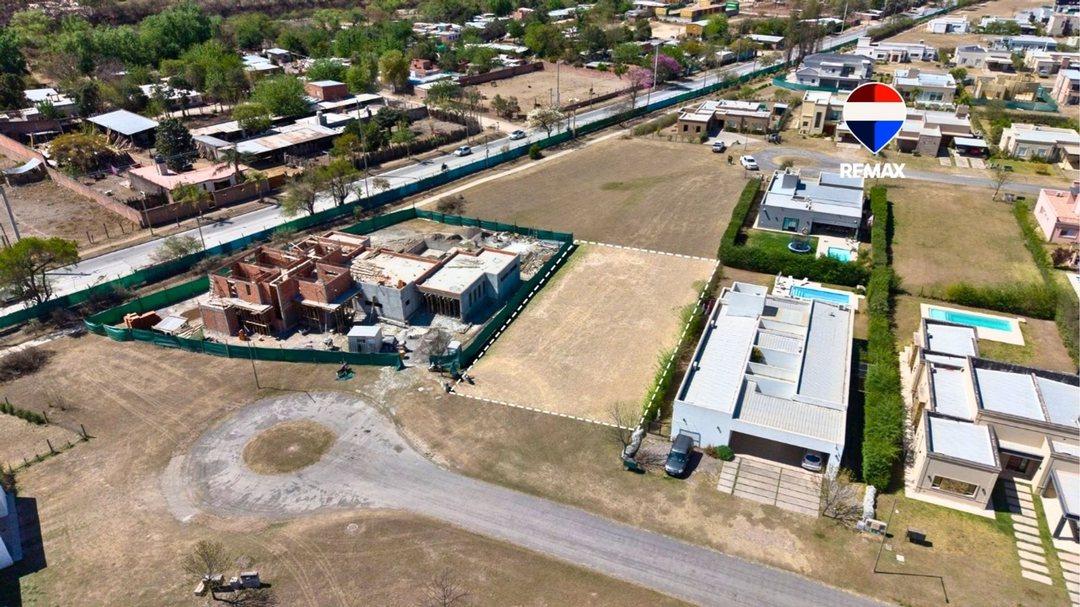 TERRENO EN VENTA EN JARDINES DE SAN LORENZO