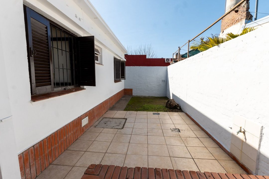 INTERNO PH 2 DORMITORIOS Y PATIO