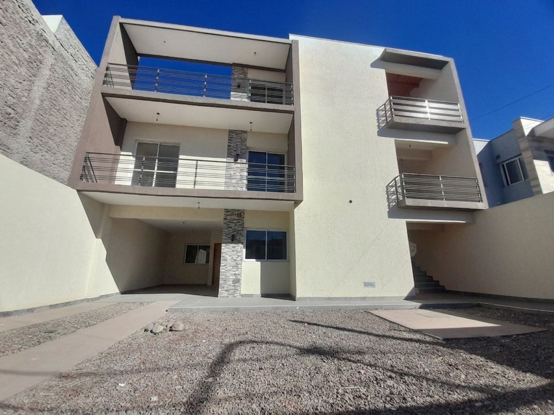 VENTA DE DEPARTAMENTO PB BARRIO RINCON VENETO