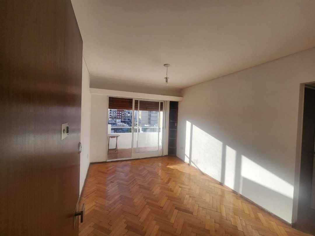 ALQUILER 2 AMBIENTES CON BALCON LAVADERO V. CRESPO