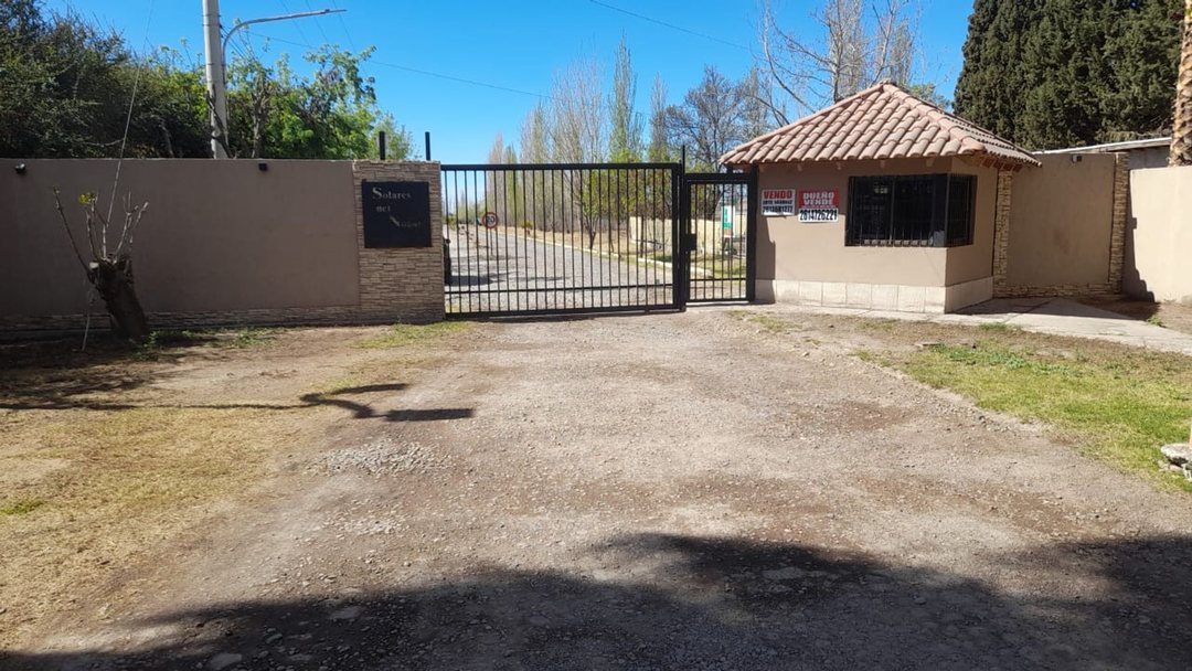 VENTA LOTE c/QUINCHO EN LOS CORRALITOS-GLLEN.