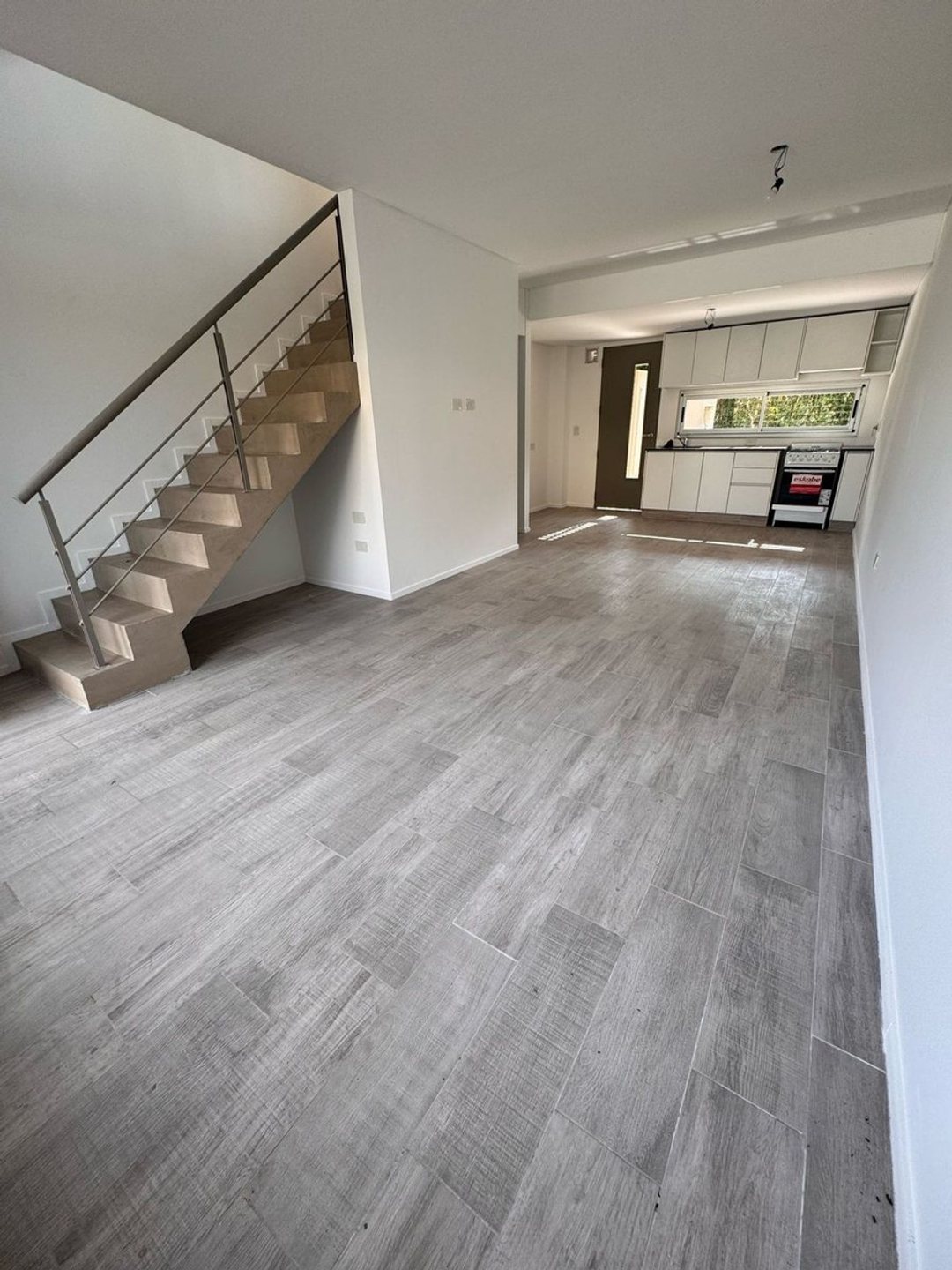 ALQUILER DUPLEX 3 AMB C/JARDIN COCHERA PILAR