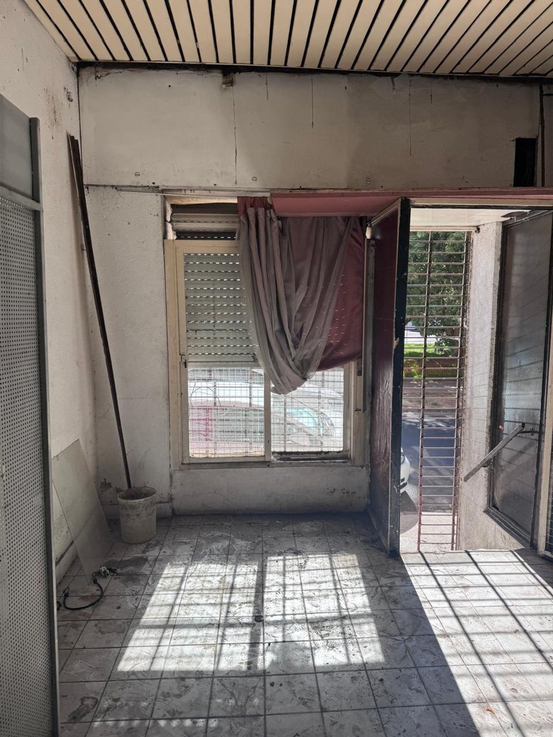 LOCAL EN VENTA - SAAVEDRA