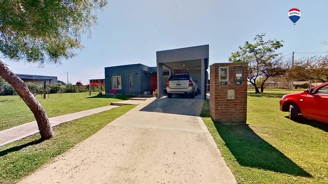 VENTA CASA PILAR DEL ESTE