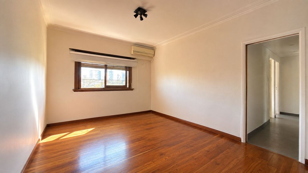 DEPARTAMENTO 4 AMBIENTES EN VENTA BANFIELD