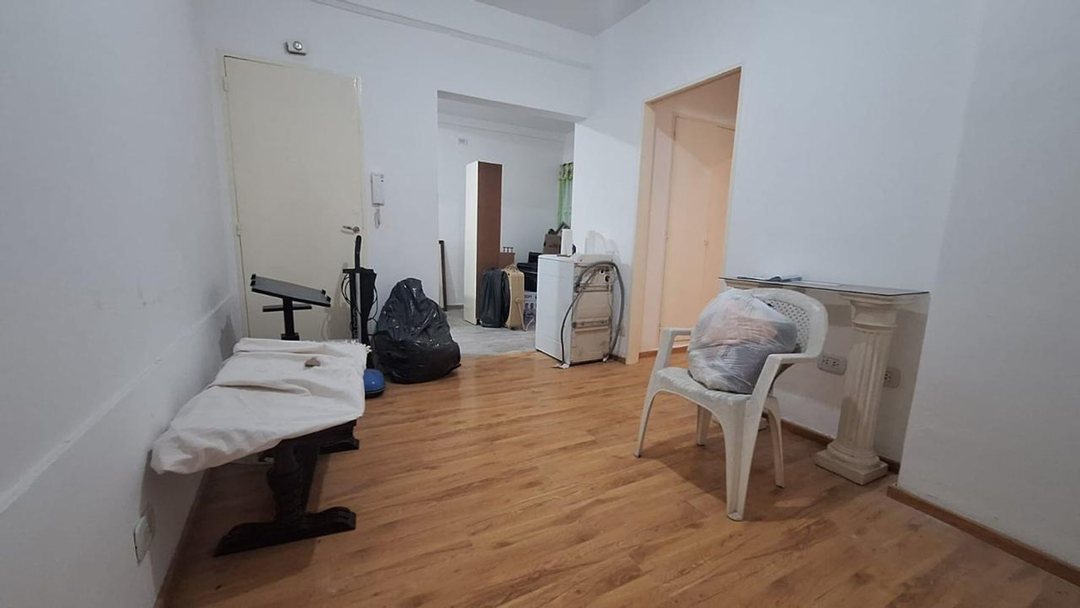 DEPTO 2 AMBIENTES ALQUILER LANUS CON PATIO