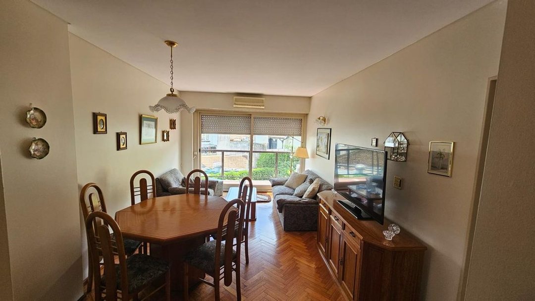 DEPARTAMENTO 5 AMB en VENTA  San ISIDRO - COCHERA