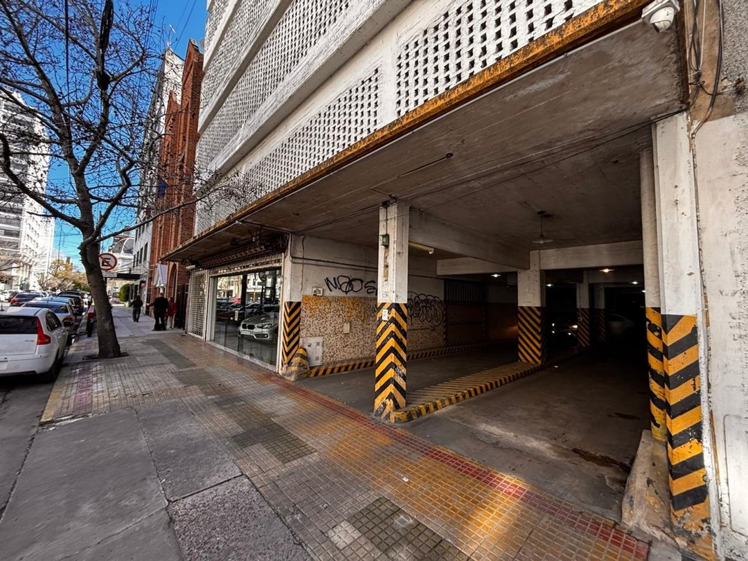 COCHERA CUBIERTA EN VENTA 12 M2 - LA PLATA