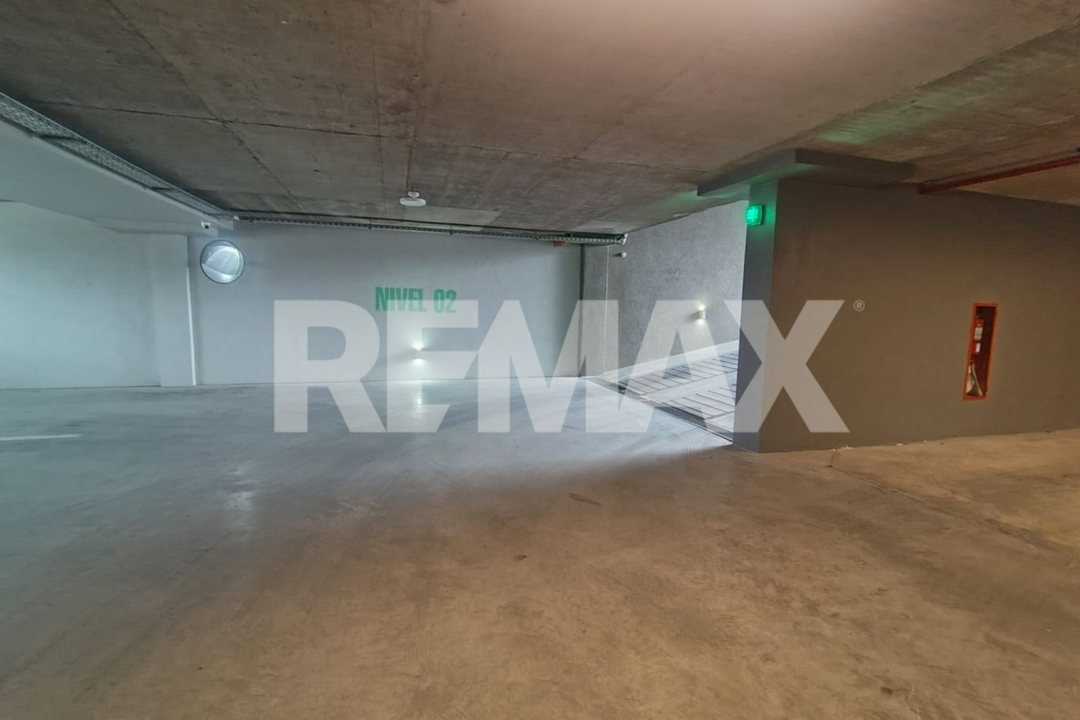 VENTA COCHERA , EDIFICIO GATICA 498, NEUQUEN
