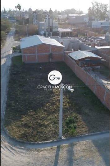 Terreno · 281m²