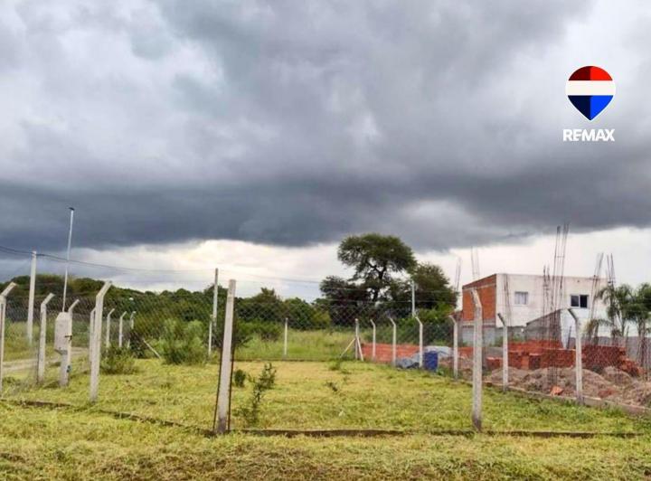 Terreno · 299m²
