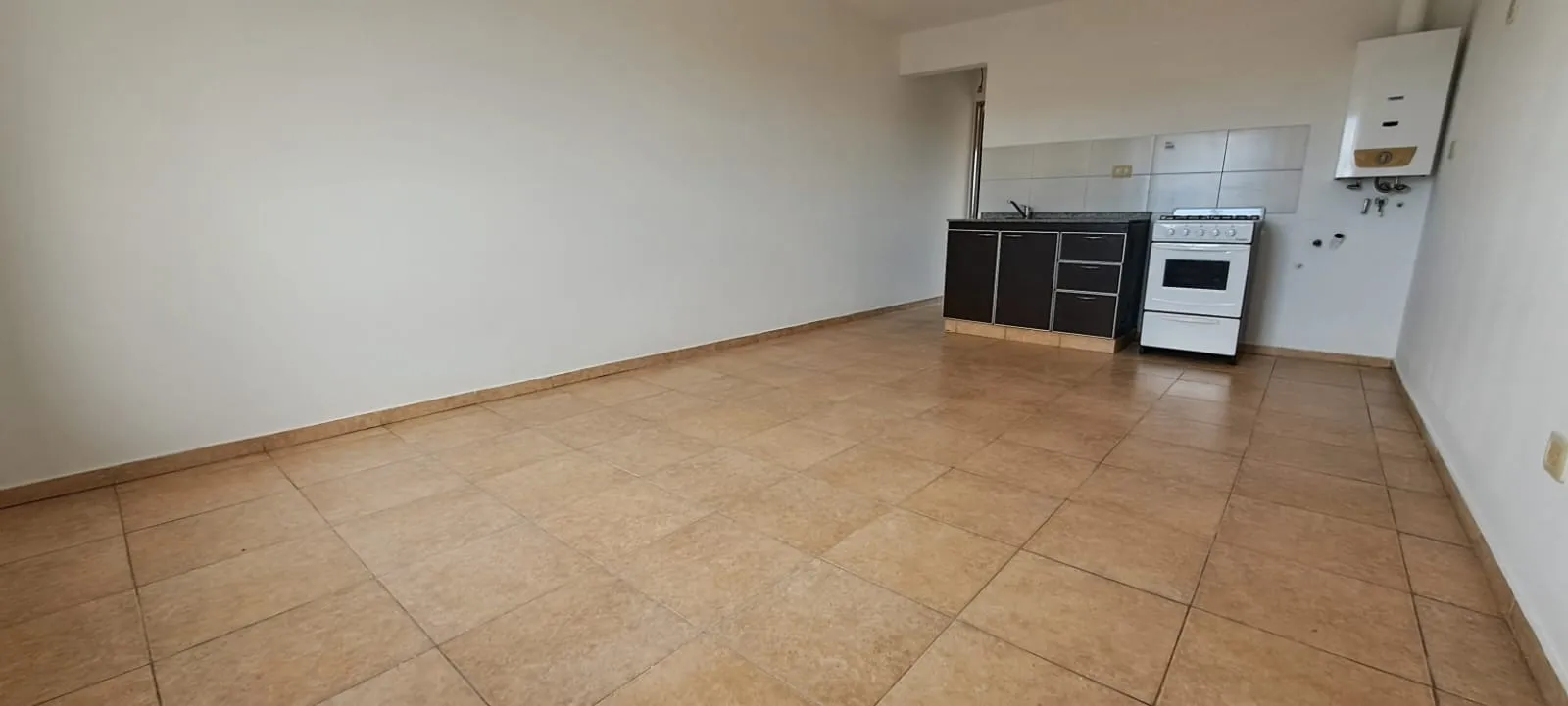 ALBERDI SOL DE MAYO 864 Esq ACHAVAL RODRIGUEZ  1 DORMITORIO 1 BAÑO PISO 2 X ESCALERAS " EXPENSAS BAJAS ""