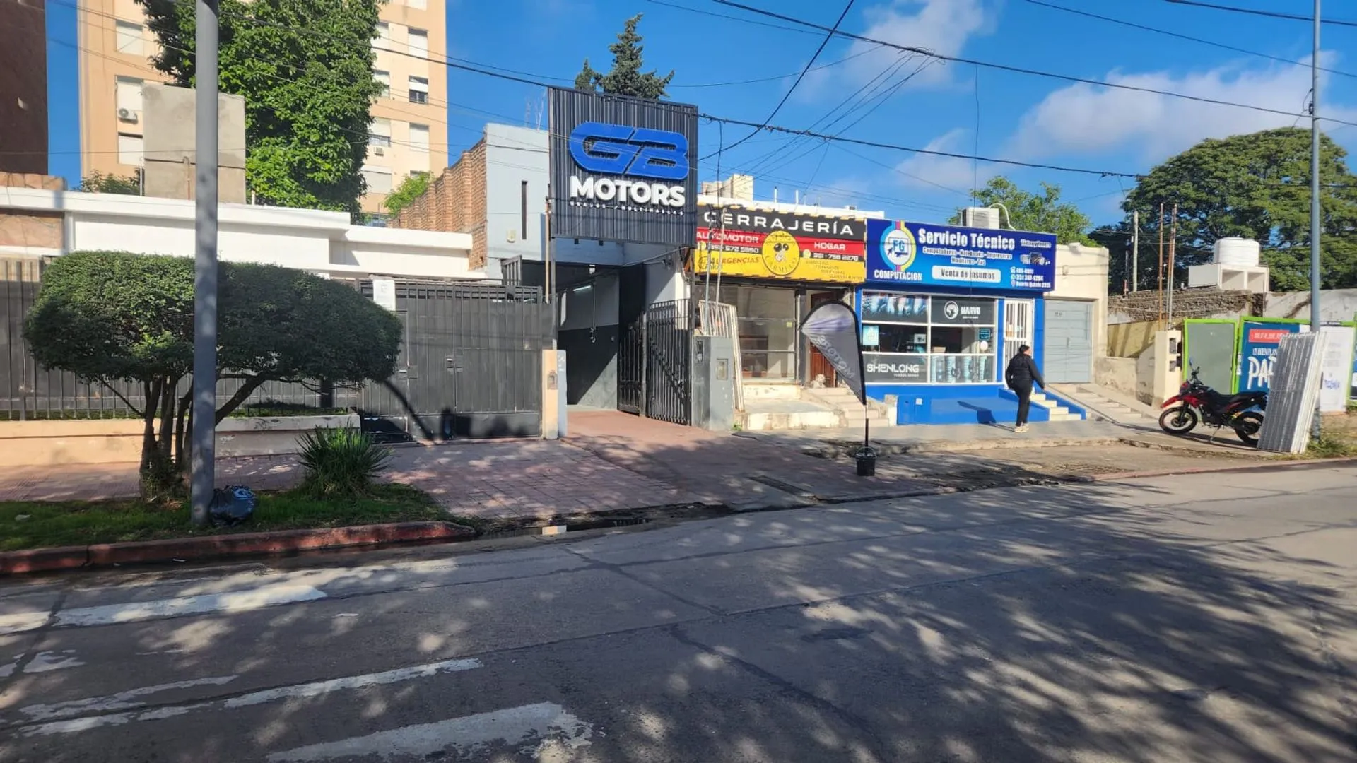 GALPON COMERCIAL AV DUARTE QUIROS Bº ALBERDI CORDOBA IDEAL INVERSION DEPOSITO NEGOCIO VENTA