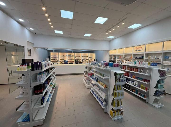 Local comercial · 163m² · 4 Ambientes