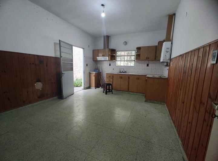Casa · 87m² · 3 Ambientes · 1 Cochera