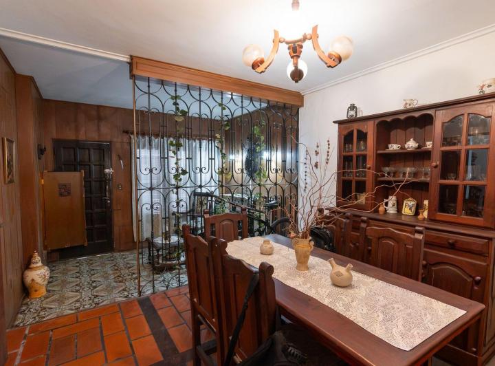 Casa · 122m² · 6 Ambientes