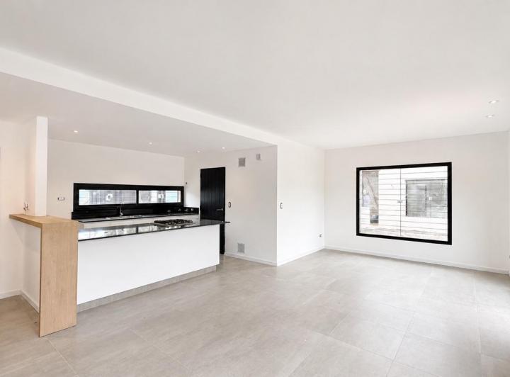 Casa · 83m² · 2 Dormitorios · 1 Cochera
