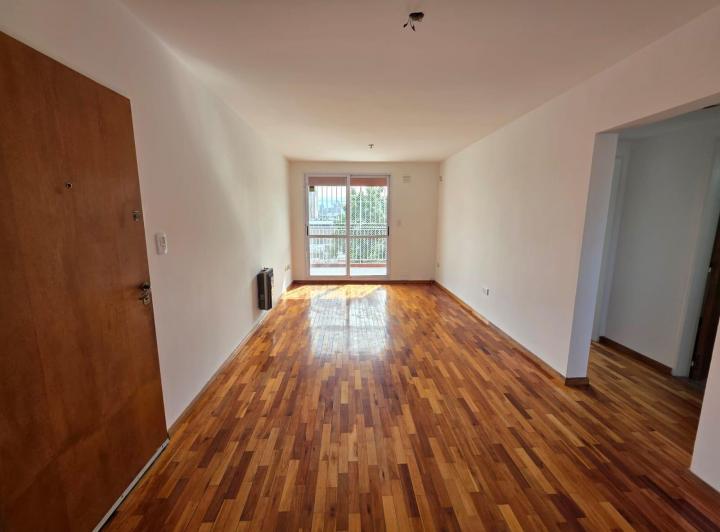 Departamento · 50m² · 3 Ambientes · 1 Cochera