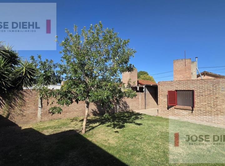 Casa · 87m² · 5 Ambientes · 3 Cocheras