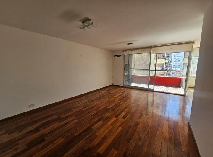 Departamento · 75m² · 4 Ambientes · 1 Cochera