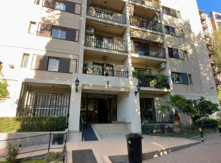 Departamento · 93m² · 6 Ambientes · 1 Cochera