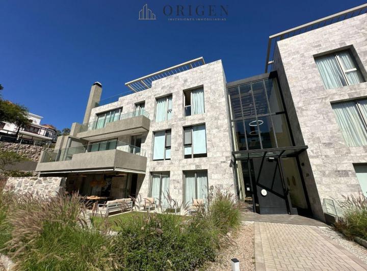 Departamento · 190m² · 5 Ambientes · 3 Cocheras