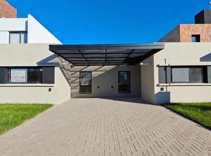 Casa · 70m² · 3 Ambientes · 1 Cochera