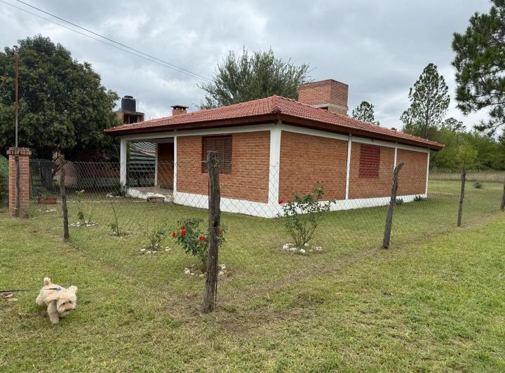 Casa · 90m² · 3 Ambientes · 1 Cochera