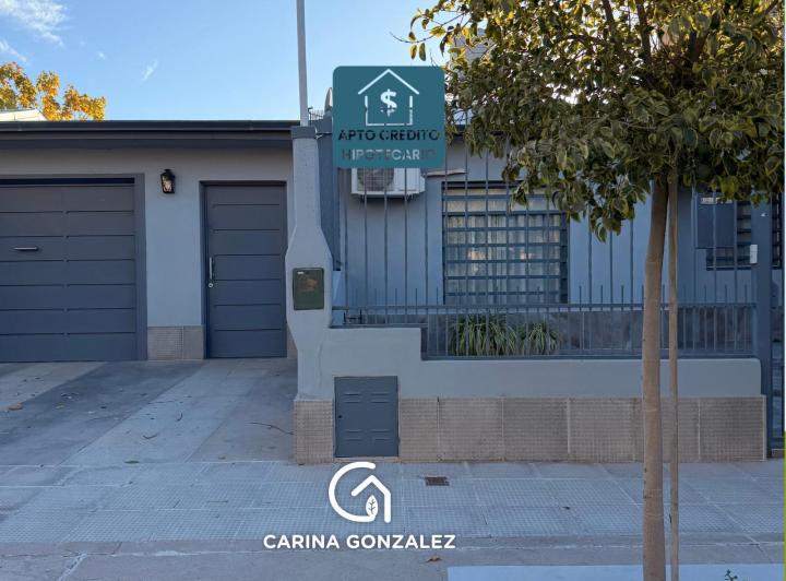 Casa · 110m² · 4 Ambientes · 2 Cocheras