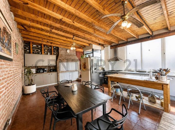 PH · 250m² · 6 Ambientes