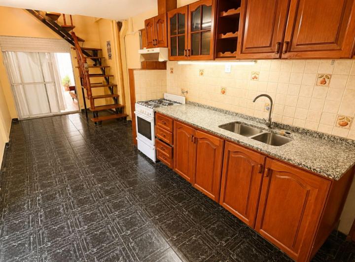 PH · 177m² · 4 Ambientes · 2 Cocheras