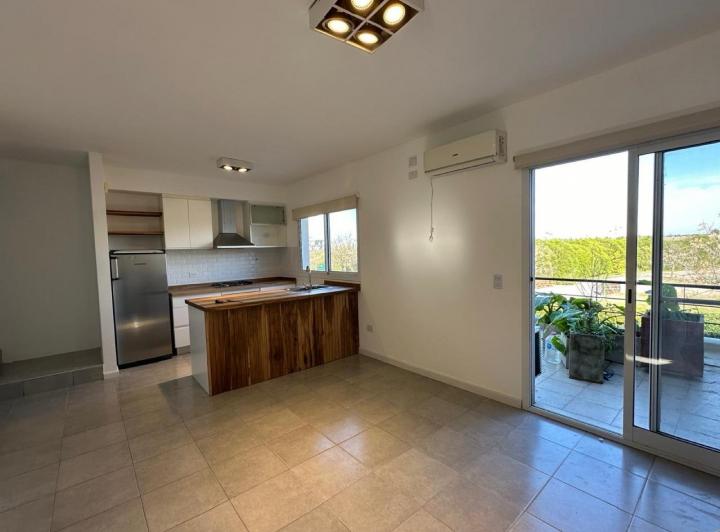 Departamento · 68m² · 3 Ambientes · 1 Cochera