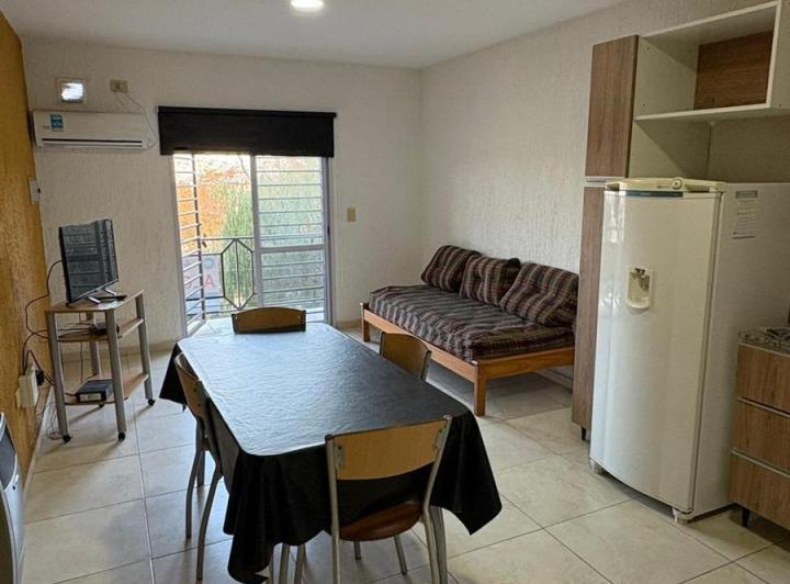 Departamento · 70m² · 2 Ambientes · 1 Cochera