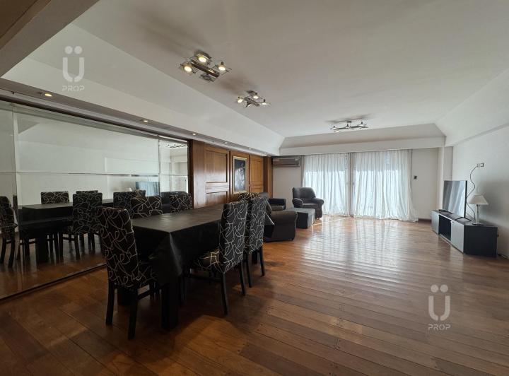 Departamento · 200m² · 5 Ambientes