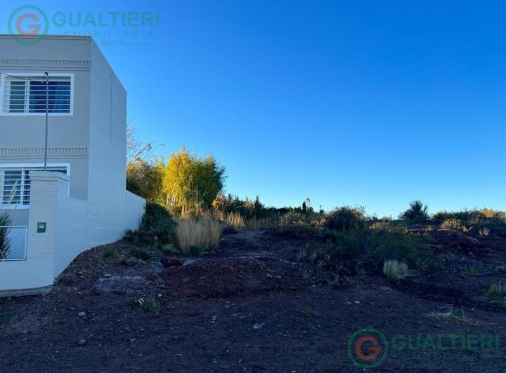 Terreno · 450m²