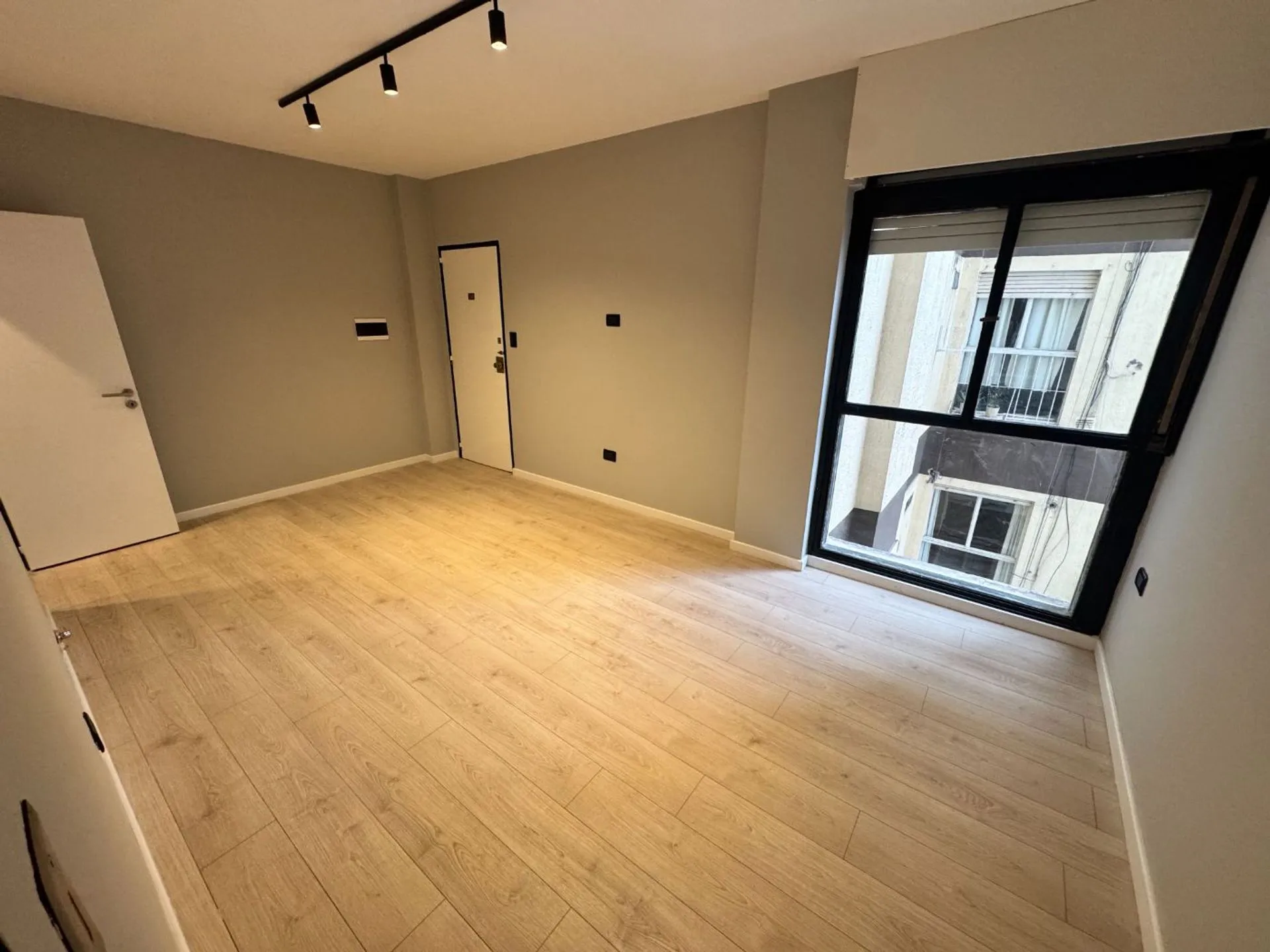 DEPARTAMENTO NUEVA CÓRDOBA 3 DORMI PISO 4º AV VELEZ SARSFIELD A ESTRENAR VENTA