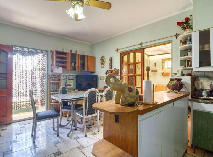 Casa · 333m² · 3 Ambientes · 1 Cochera
