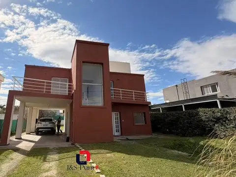 Casa en Alquiler en San Alfonso II, Villa Allende